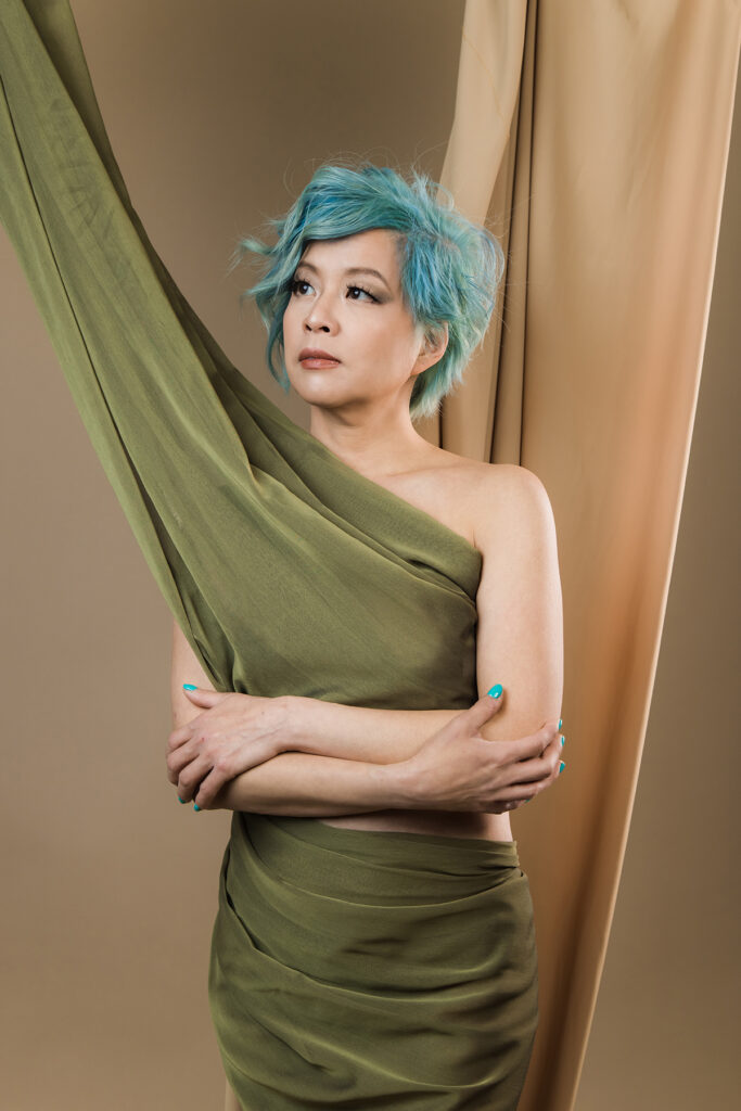 stunning-vancouver-portrait-photography-for-beauty-glamour-boudoir-and-family-shoots