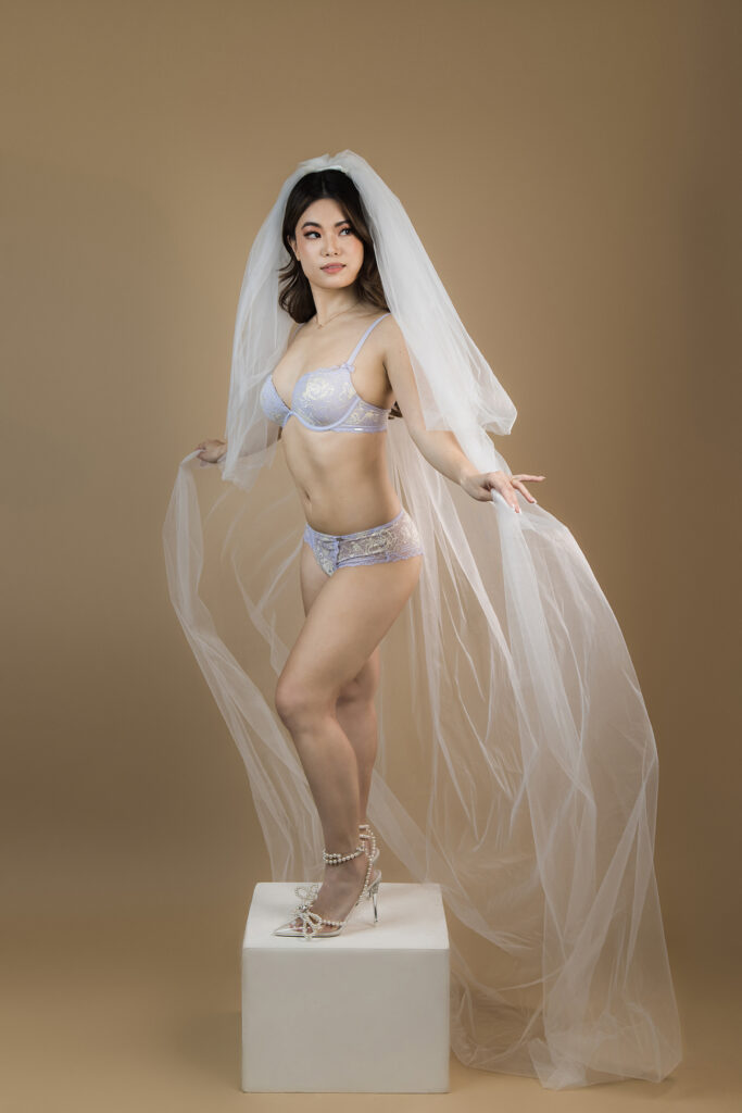 bridal-boudoir-photo-lace-lingeri-18