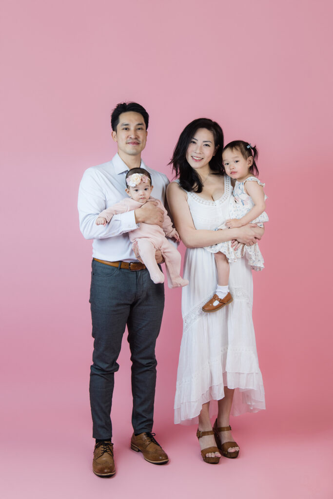 Create lasting memories with our expert family portrait photography services in Vancouver. Our skilled photographer captures the love, joy, and bond of your kids, family in stunning portraits that you'll cherish forever.
