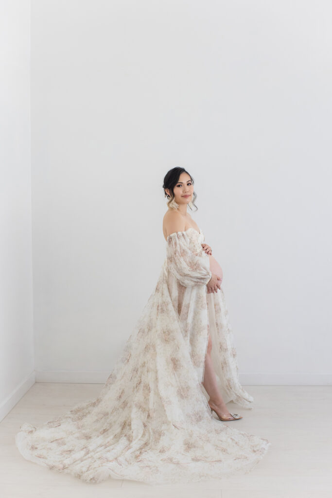 Embrace the beauty of your pregnancy with our glamorous maternity boudoir shoot in Vancouver. Our experienced photographer captures the elegance and sensuality of your maternity journey, creating stunning portraits that celebrate your motherhood in style. Indulge in a personalized and intimate photography experience that empowers you to embrace your pregnancy glow. Contact us now to book your unforgettable glamour maternity boudoir shoot.