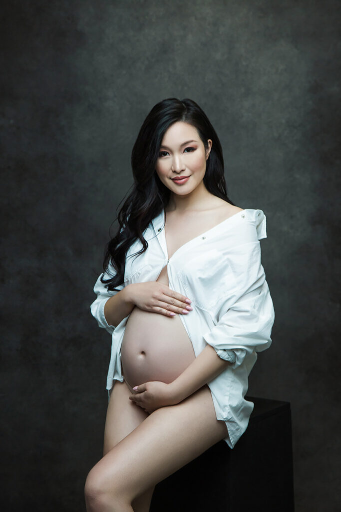 Embrace the beauty of your pregnancy with our glamorous maternity boudoir shoot in Vancouver. Our experienced photographer captures the elegance and sensuality of your maternity journey, creating stunning portraits that celebrate your motherhood in style. Indulge in a personalized and intimate photography experience that empowers you to embrace your pregnancy glow. Contact us now to book your unforgettable glamour maternity boudoir shoot.