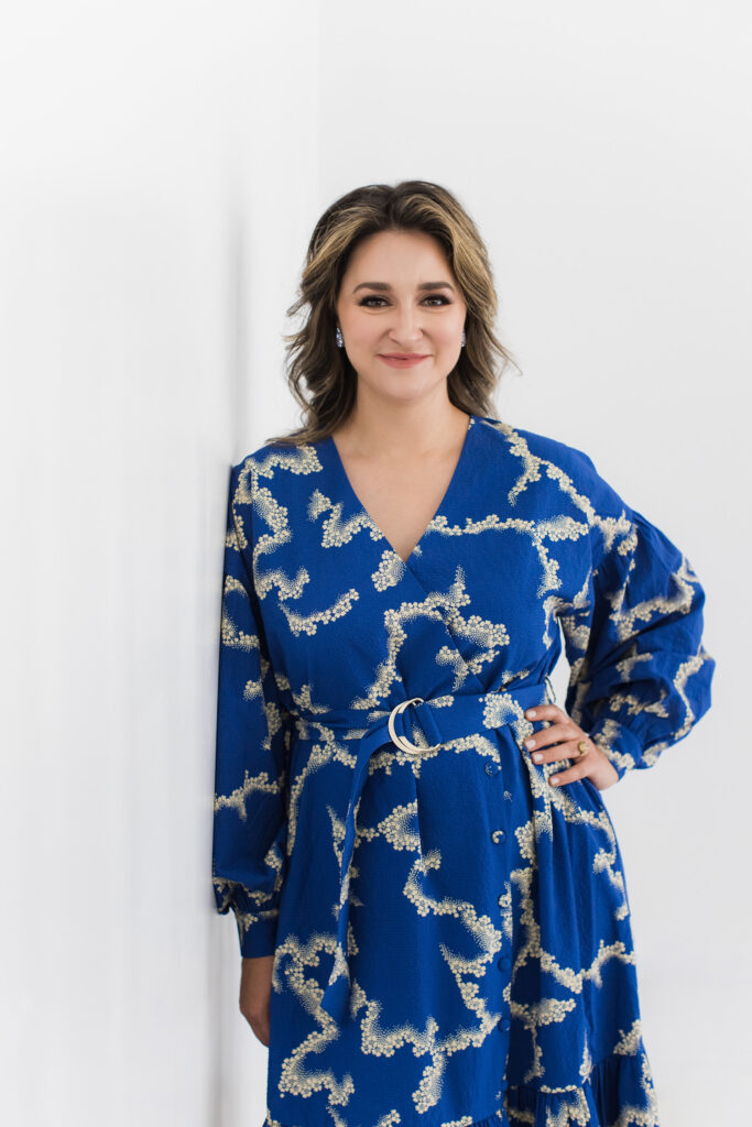 vancouver-portrait-photographer-beauty-glamour-boudoir-and-40-over-40-27-shoots