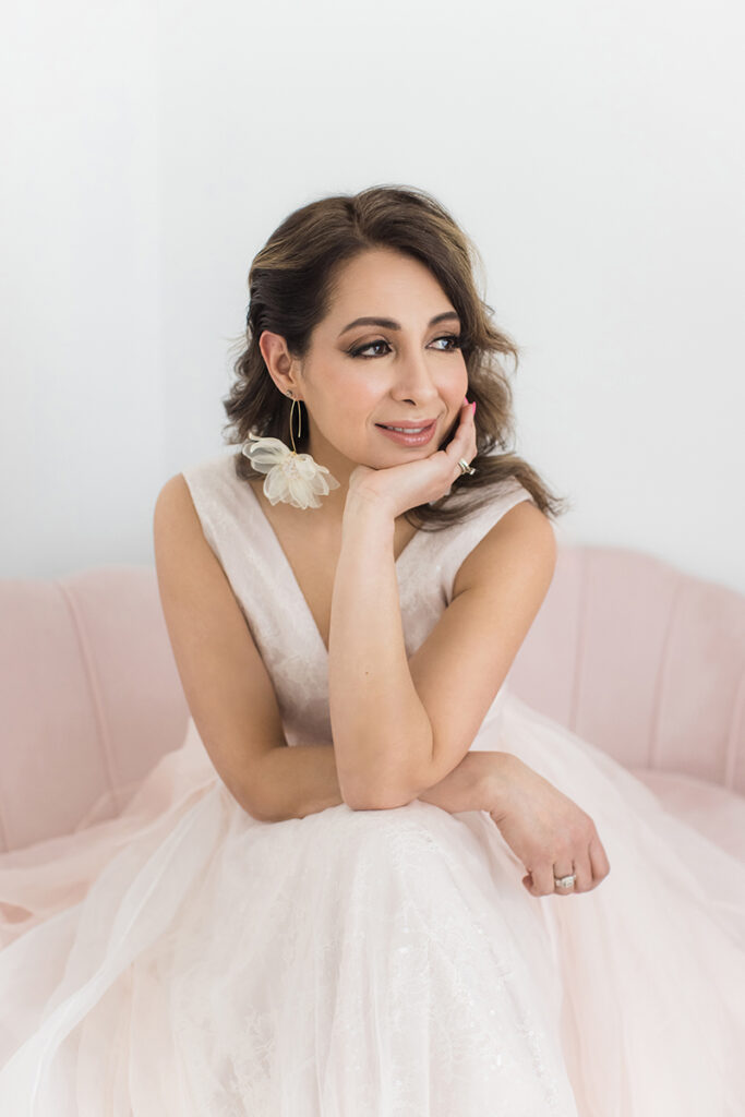 stunning-vancouver-portrait-photography-for-beauty-glamour-boudoir-38