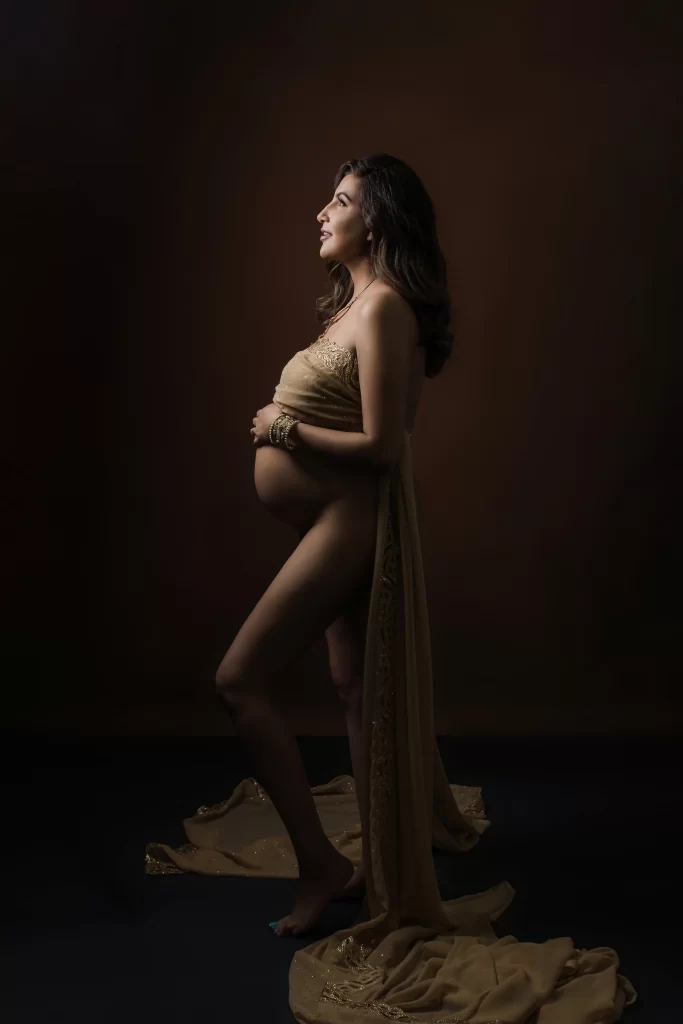 Stunning Glamour Maternity Boudoir Shoot in Vancouver - Celebrate Your Motherhood in Style 47